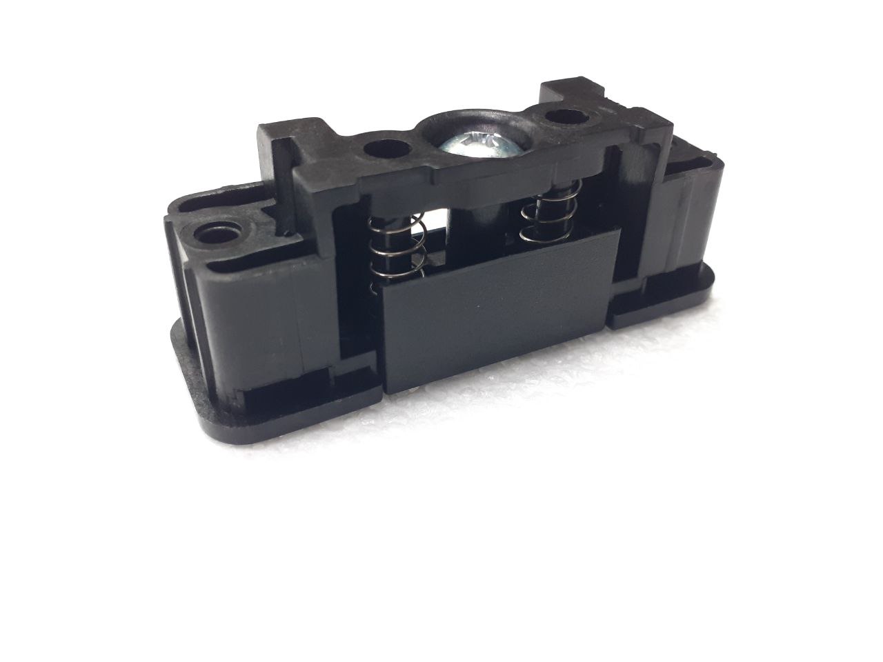 картинка Защёлка крышки мультиварки в сборе в Сервисном центре «Близнецов»